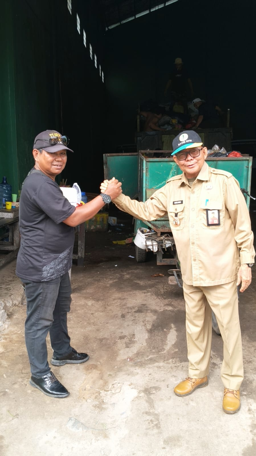 Pengecekan Barang Hibah Depo Sampah